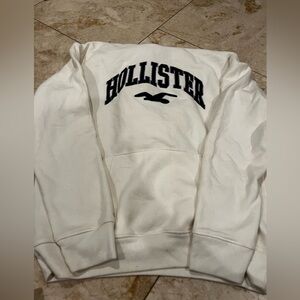 NEVER WORN HOLLISTER HOODIE- SIZE LARGE